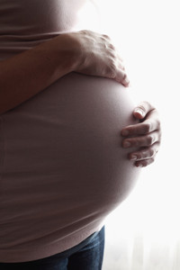 39 неделя беременности тянет живот
