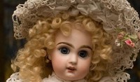 Гостья из прошлого - кукла 19 века