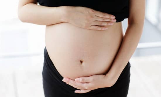 когда опускается живот при беременности?